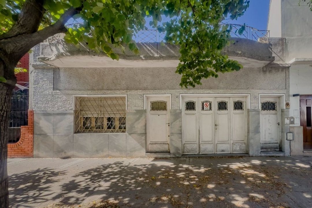 VENTA CASA 3 AMB VERSALLES LOTE PROPIO A RECICLAR