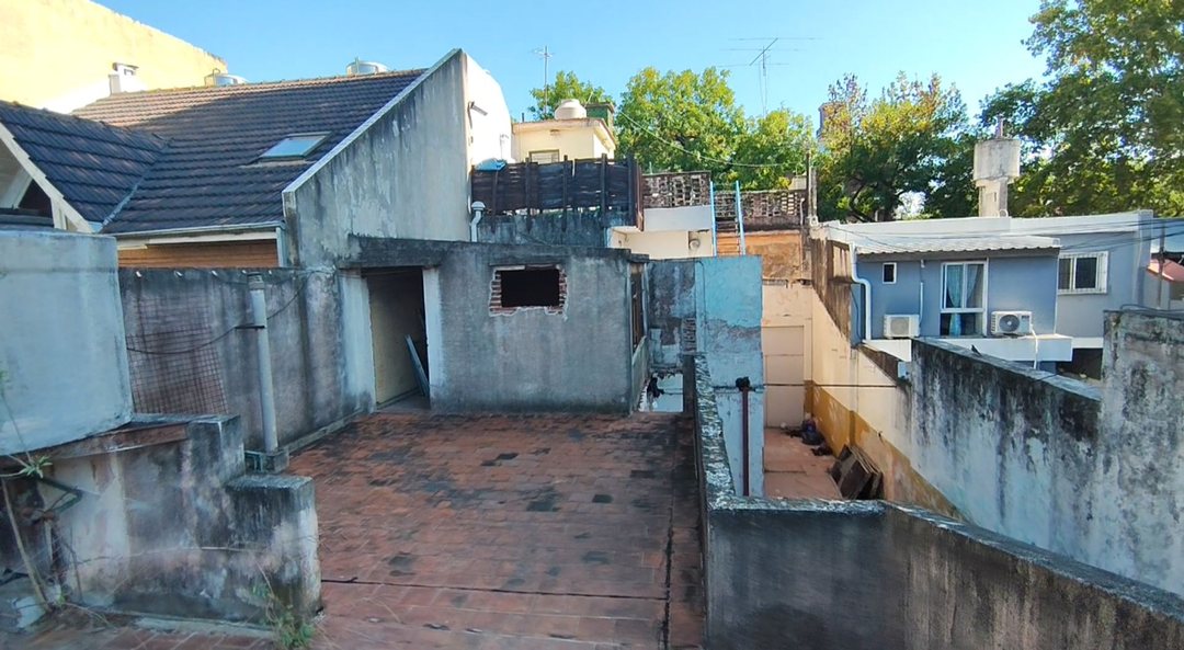 DEPÓSITO A REFAC. EN VENTA 327 MTS MONTE CASTRO