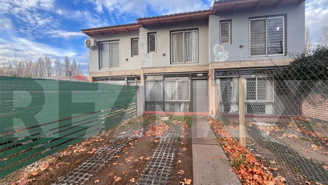 VENTA DUPLEX BARRIO IUPA, GRAL ROCA, RIO NEGRO