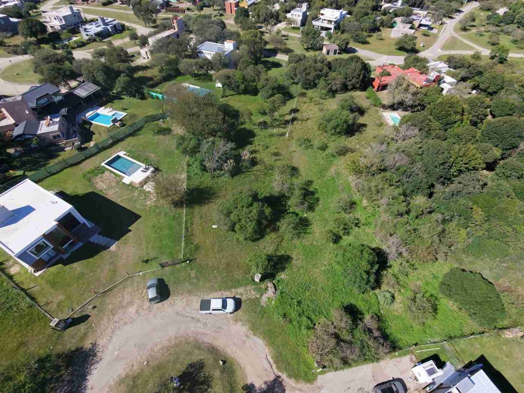 VENTA LOTE TIERRALTA 1543M2 ZONA CONSOLIDADA