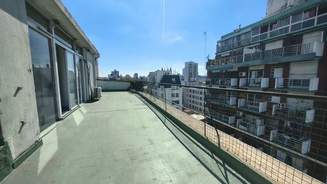 Venta Monoambiente con balcón aterrazado