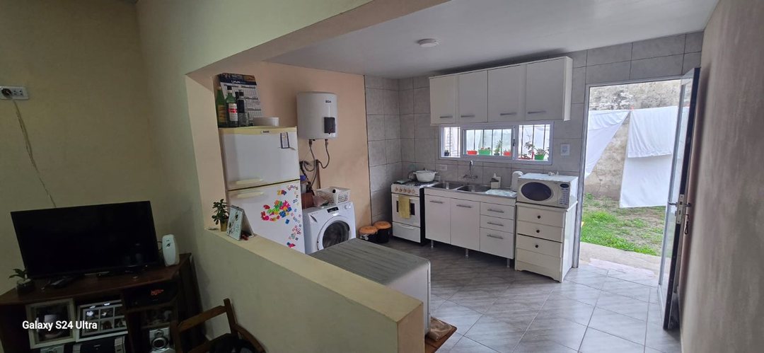 BARRIO LOURDES, CASA EN VENTA