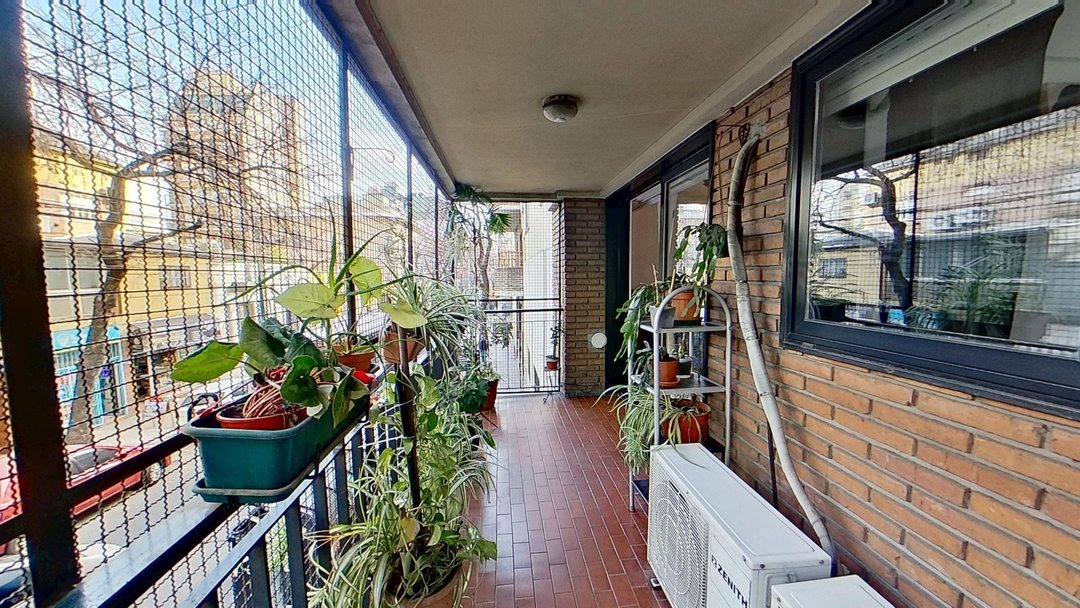 VENTA DPTO 4 AMB DEPENDENCIA ALMAGRO BALCON FRENTE