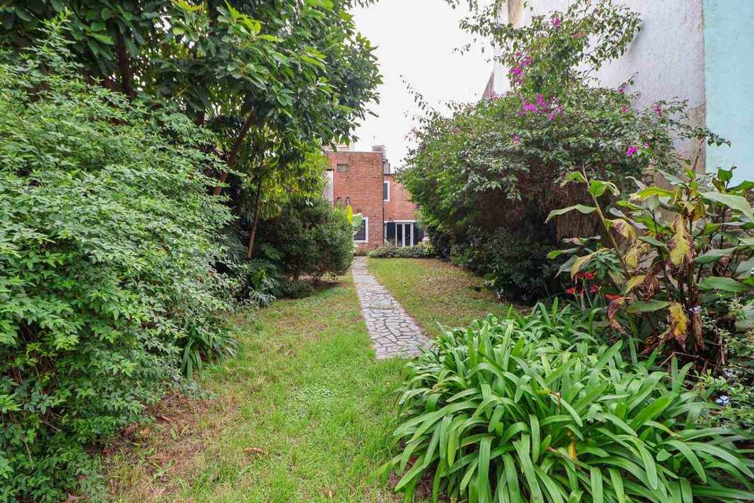 LOTE CASA VENTA NUÑEZ LOTE PROPIO