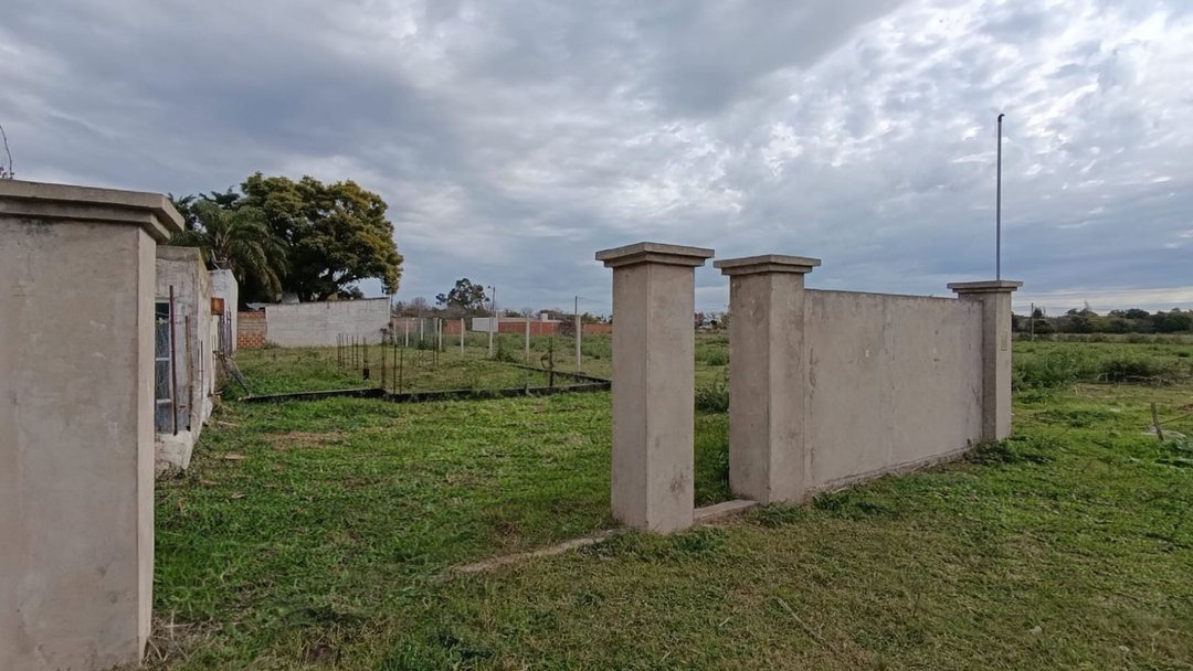 Terreno en venta 400m² B Yaguarón – San Nicolás
