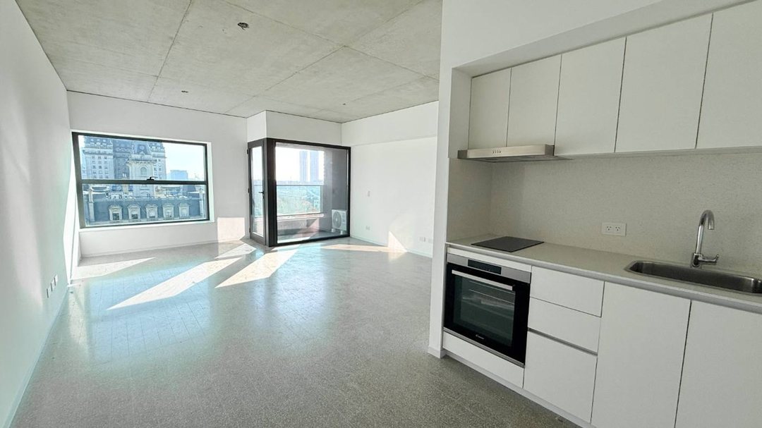 Alquiler | Monoambiente c/balcon, Torre Huergo 475