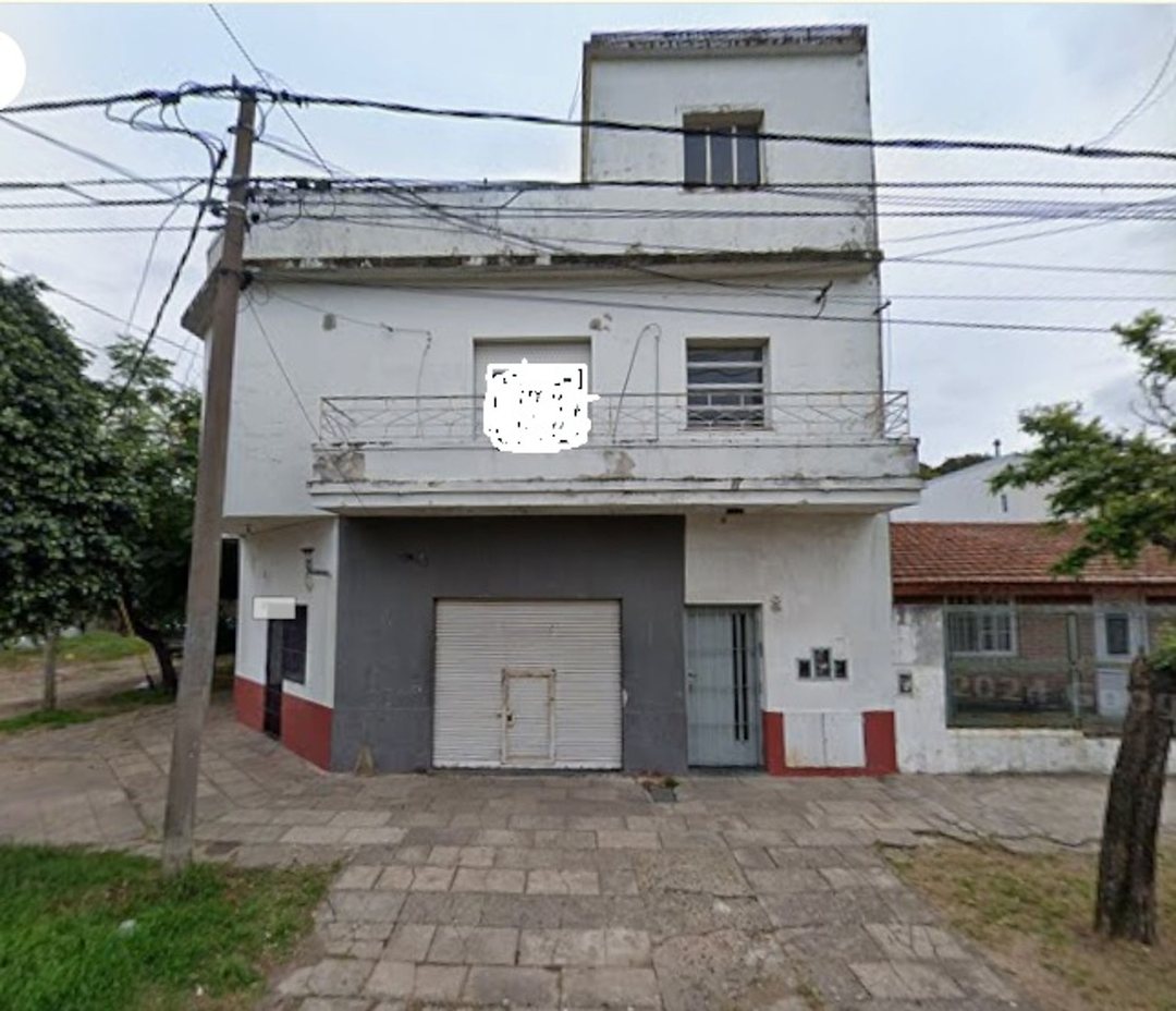 PH de 4 Ambientes con Cochera y Terraza Propia