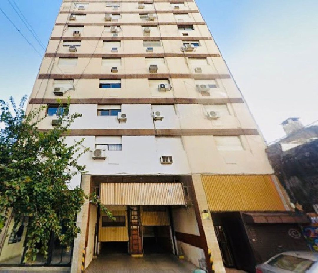 cochera en venta en zona centro