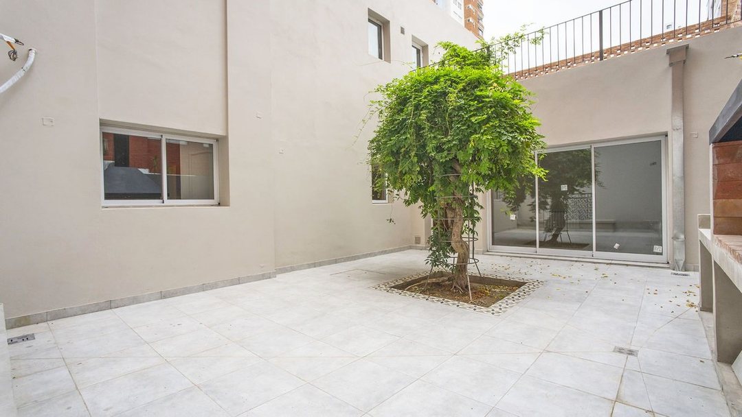 VENTA CASA PASILLO UNICO TRES DORMITORIOS LOURDES