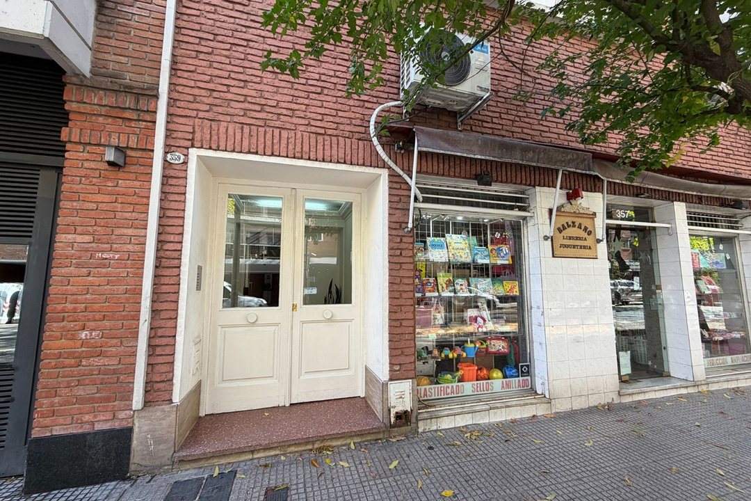 UNID. FUNCIONAL APTO PROF EN VENTA CABALLITO S/EXP