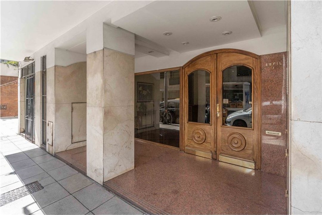 Venta depto. 4 amb. dependencias, Avellaneda