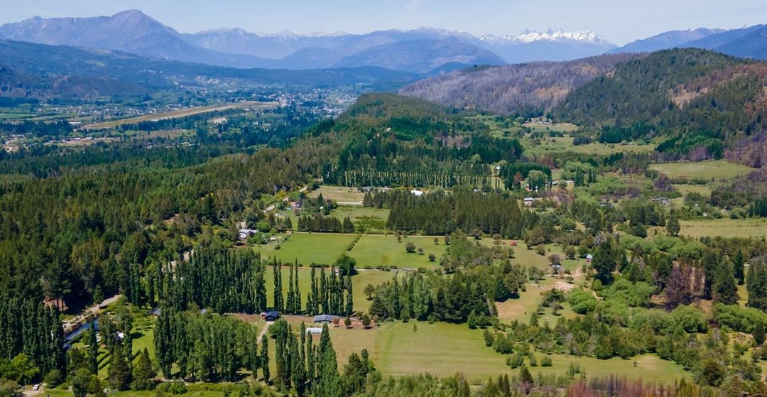 CHACRA EN EL BOLSON PATAGONIA ARGENTINA