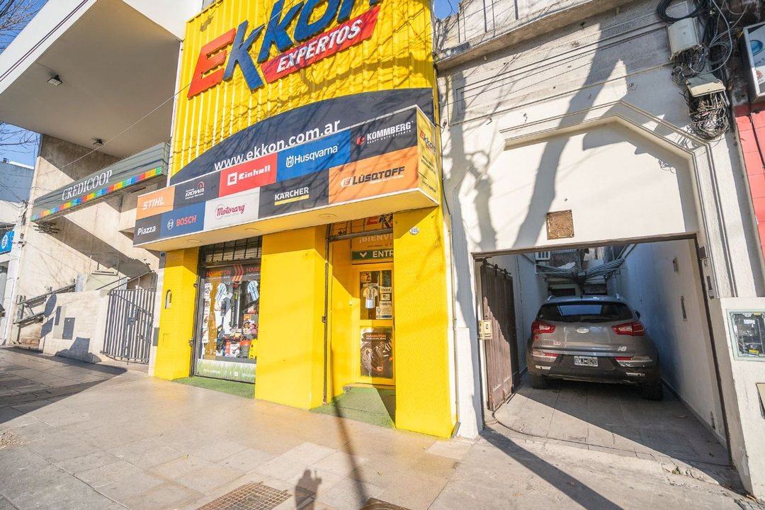 VENTA DEPOSITO GALPON OFICINAS EN PARQUE CHACABUCO