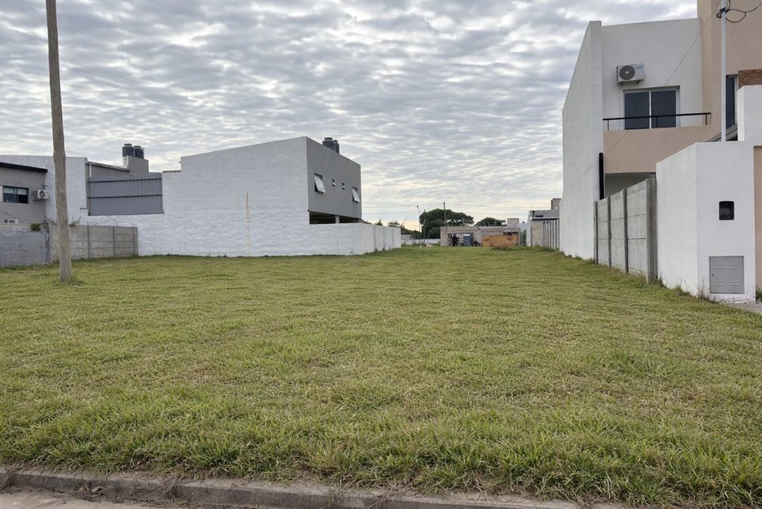 VENTA / TERRENO / LOS ARCES