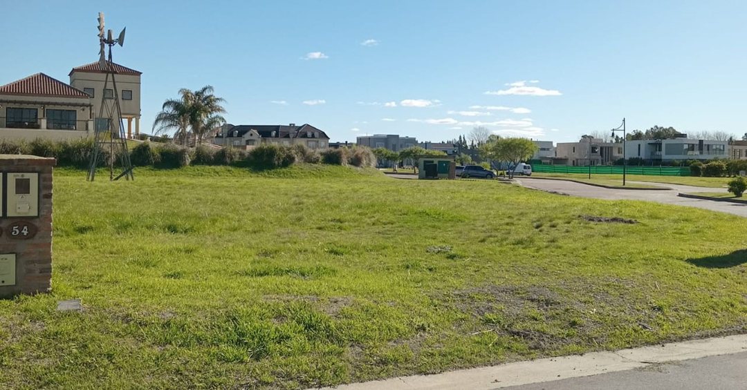 LOTE INTERNO EN VENTA EN EL REBENQUE