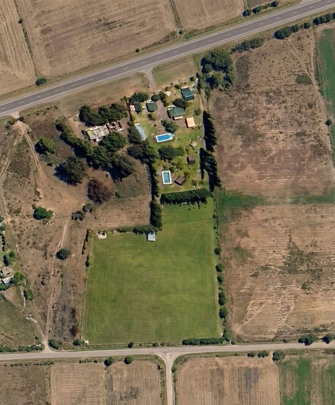 VENTA COMPLEJO DE CABAÑAS/ SAN RAFAEL