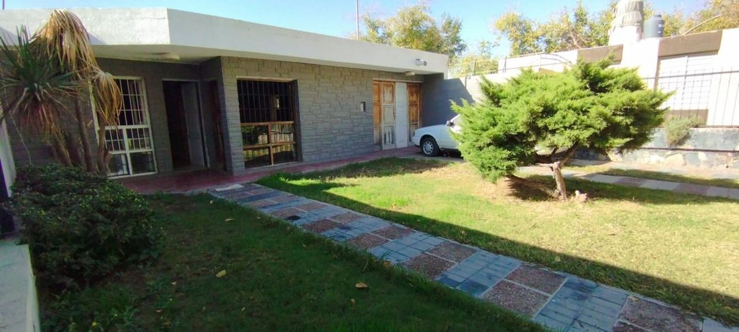 VENTA-CASA BARRIO UJEMVI-LAS HERAS