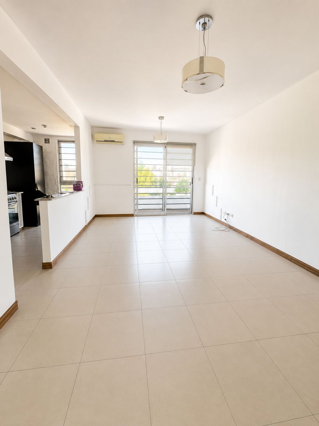 DEPARTAMENTO 3 AMB CON BALCON Y COCHERA