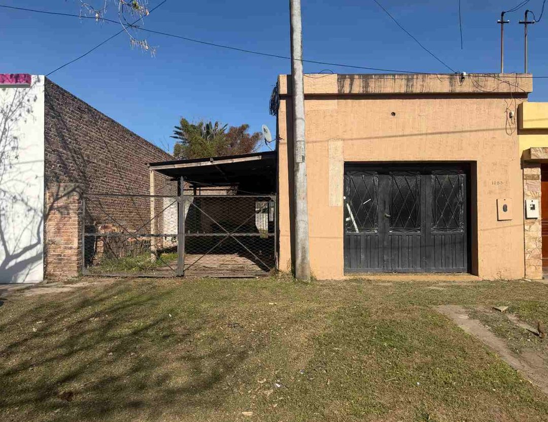 VENTA/INMUEBLE A REFACCIONAR/BO.9 DE JULIO