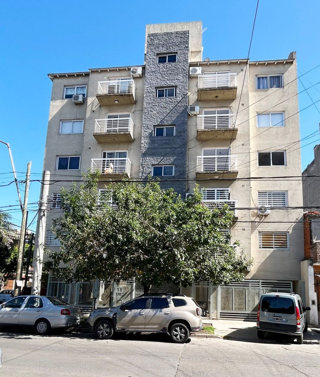 DEPARTAMENTO MONOAMBIENTE MORON