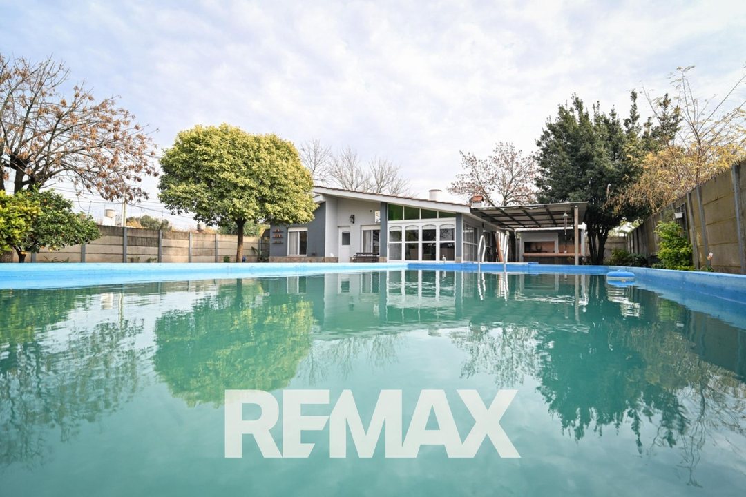 VENTA CASA QUINTA 2 DORMITORIOS + PILETA