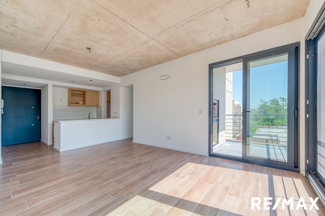 Venta Pilar km46 Depto 3 amb-cochera-balcon parri