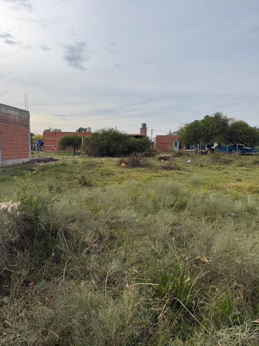 se vende terreno en sauce viejo