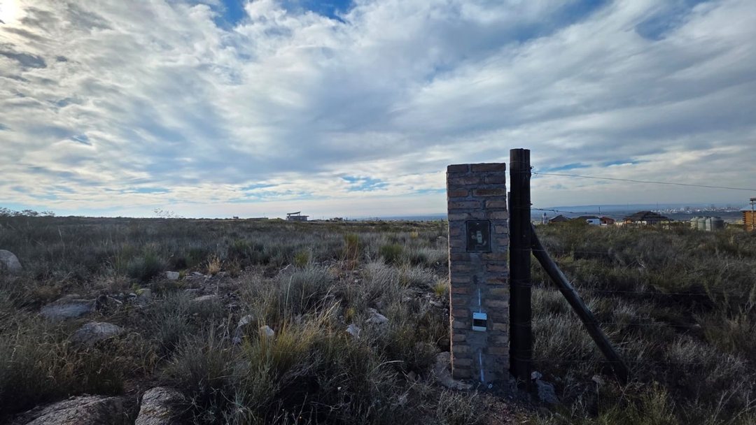 Venta Lote 8.000 m2  "con escritura" Lujan