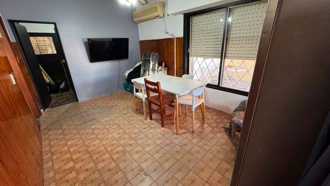 VENTA CASA 3 AMB+ 2 PH EN LOTE DE 300 M2- Av RATTI