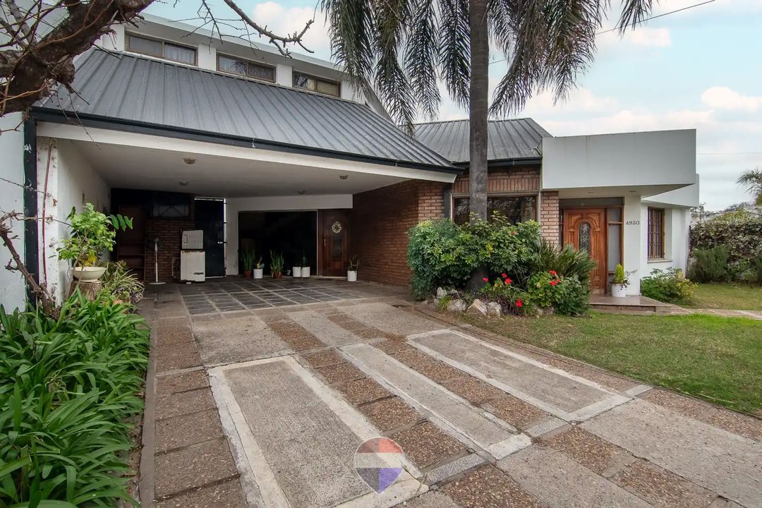 VENTA CASA Vº BELGRANO C PILETA 4 DORM CORDOBA