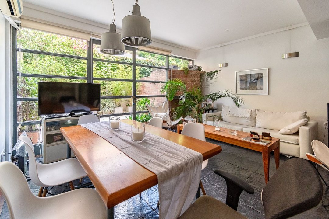 Venta PH tipo casa 5 amb con patio Villa Ortuzar
