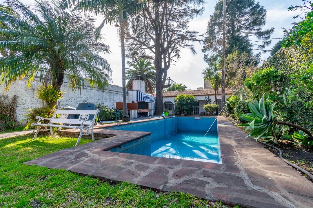 Venta Casa 7 amb con Pileta en Villa Ballester
