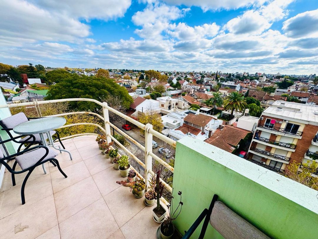 VENTA DPTO 2 AMBIENTES COCHERA Y BAULERA EN HAEDO