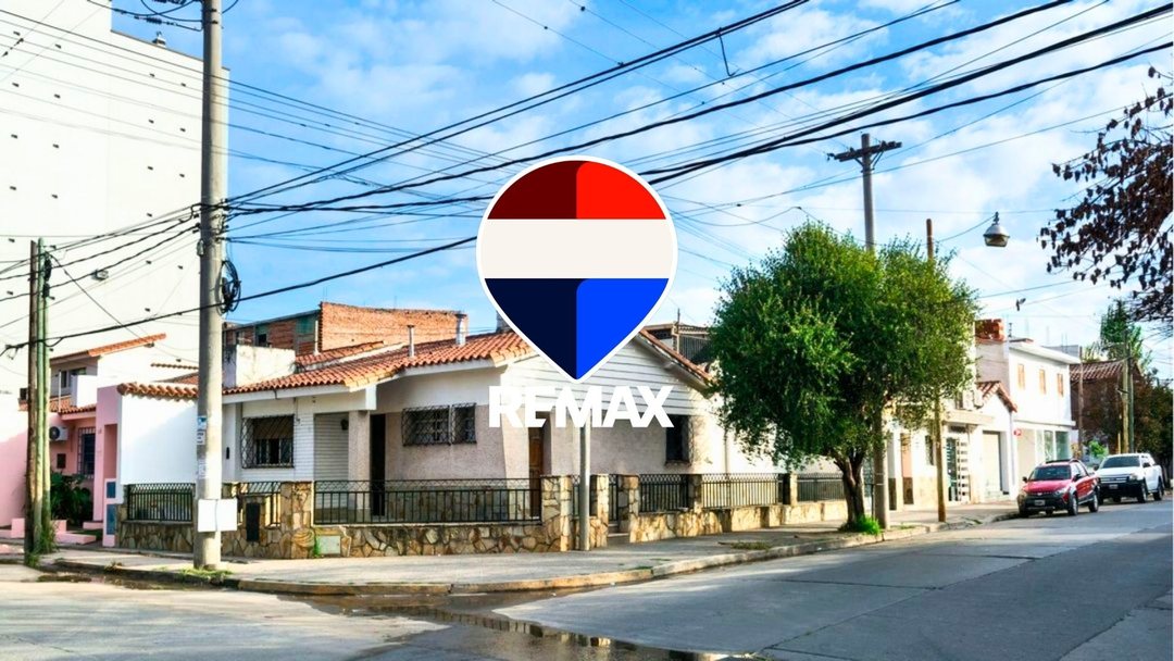 CASA 3 DORM + DEPARTAMENTO VENTA MACROCENTRO