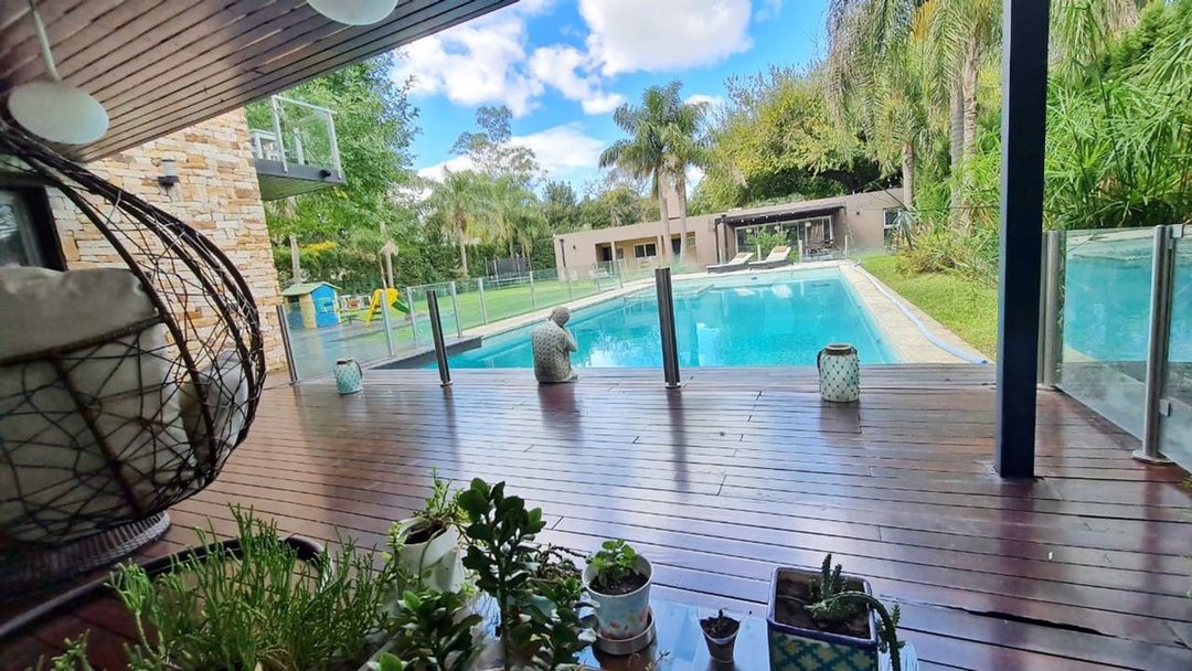 VENTA CASA 5 AMB APTO CREDITO  PARQUE LELOIR ITUZ