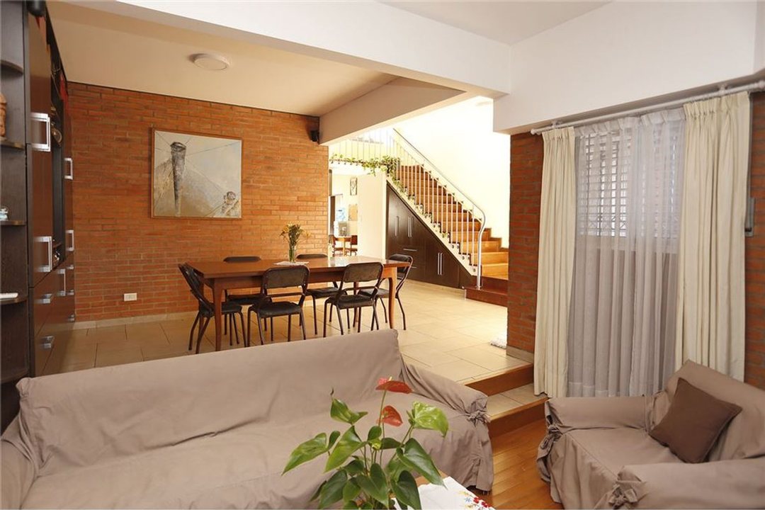 VENTA CASA 5 AMB LOTE / PROP SAN JUSTO