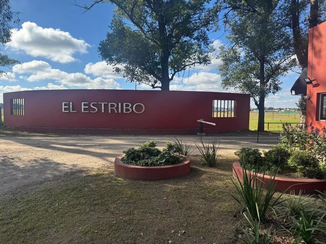 Venta Lote 237 Tres Pinos Barrio EL ESTRIBO