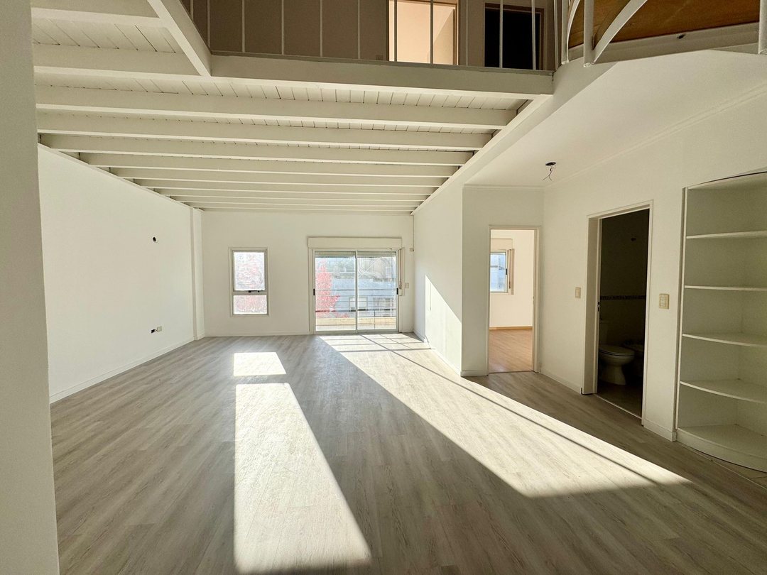 VENTA DUPLEX 4 AMB COCHERA LA LUCILA
