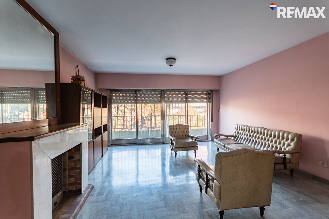 VENTA DEPARTAMENTO MORON CENTRO 4 AMBIENTES BALCON