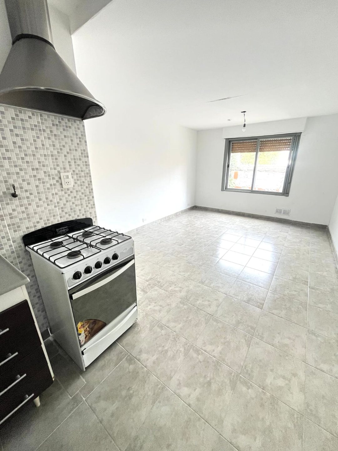 VENTA MONOAMBIENTE EN CASTELAR