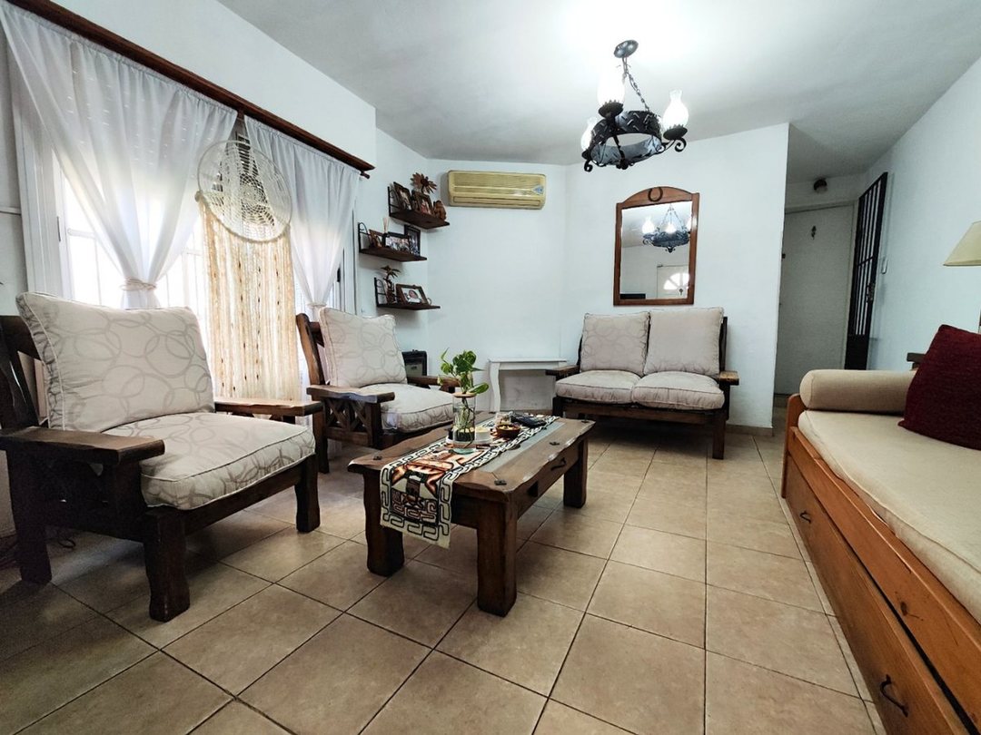 Casa Multifamiliar 6 amb en venta - Ciudadela