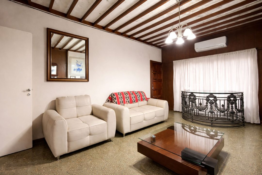 Venta casa 3 dorm - Hurlingham - Excelente Zona!