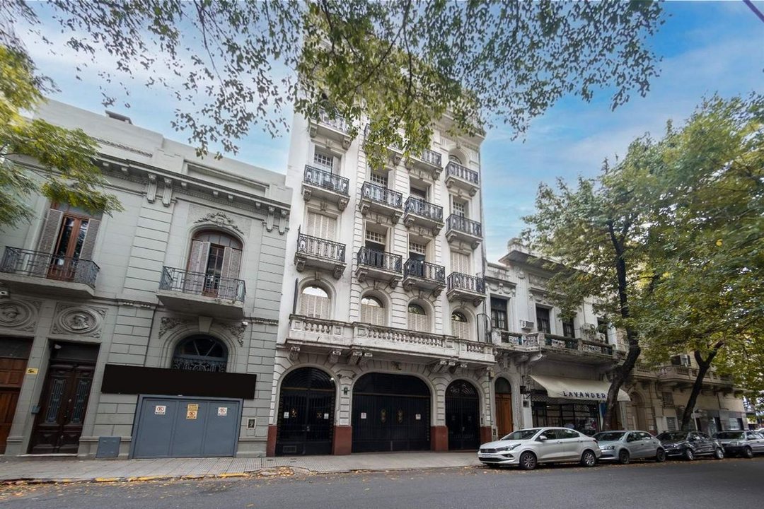 VENTA GRAN DEPTO DE ESTILO 5 AMB 202 M2