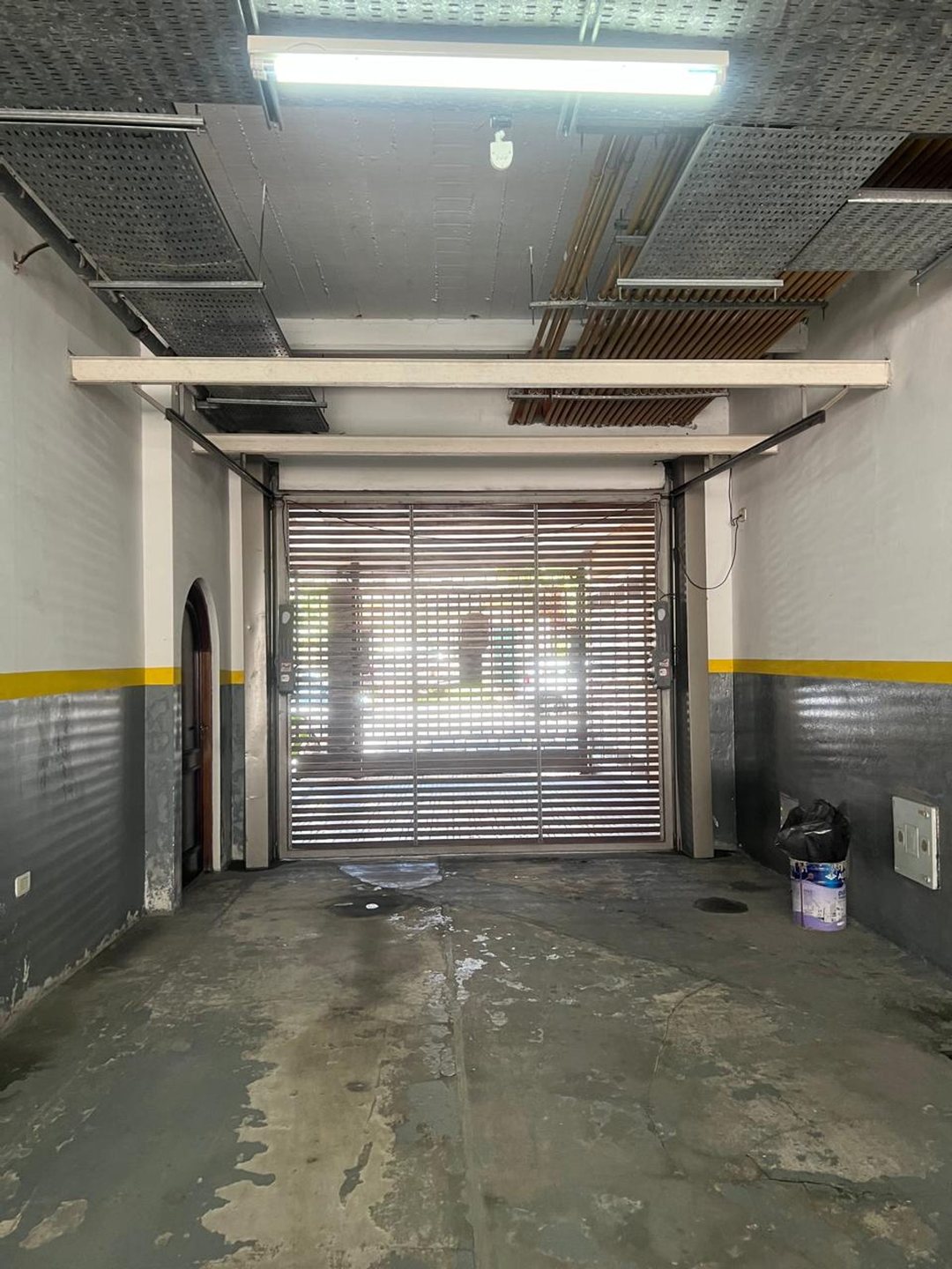 VENTA COCHERA DESCUBIERTA VILLA PUEYRREDON