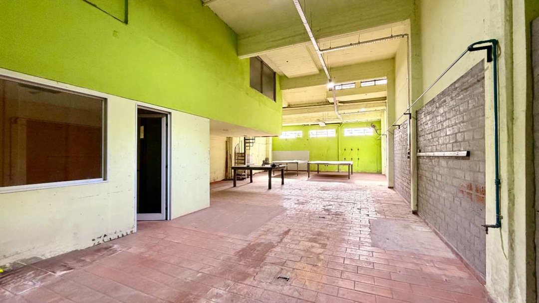 GALPON DE 200M2-LOSA-APTO CRÉDITO