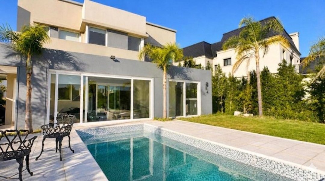 Casa 4 amb en venta en Marinas Puertos del Lago