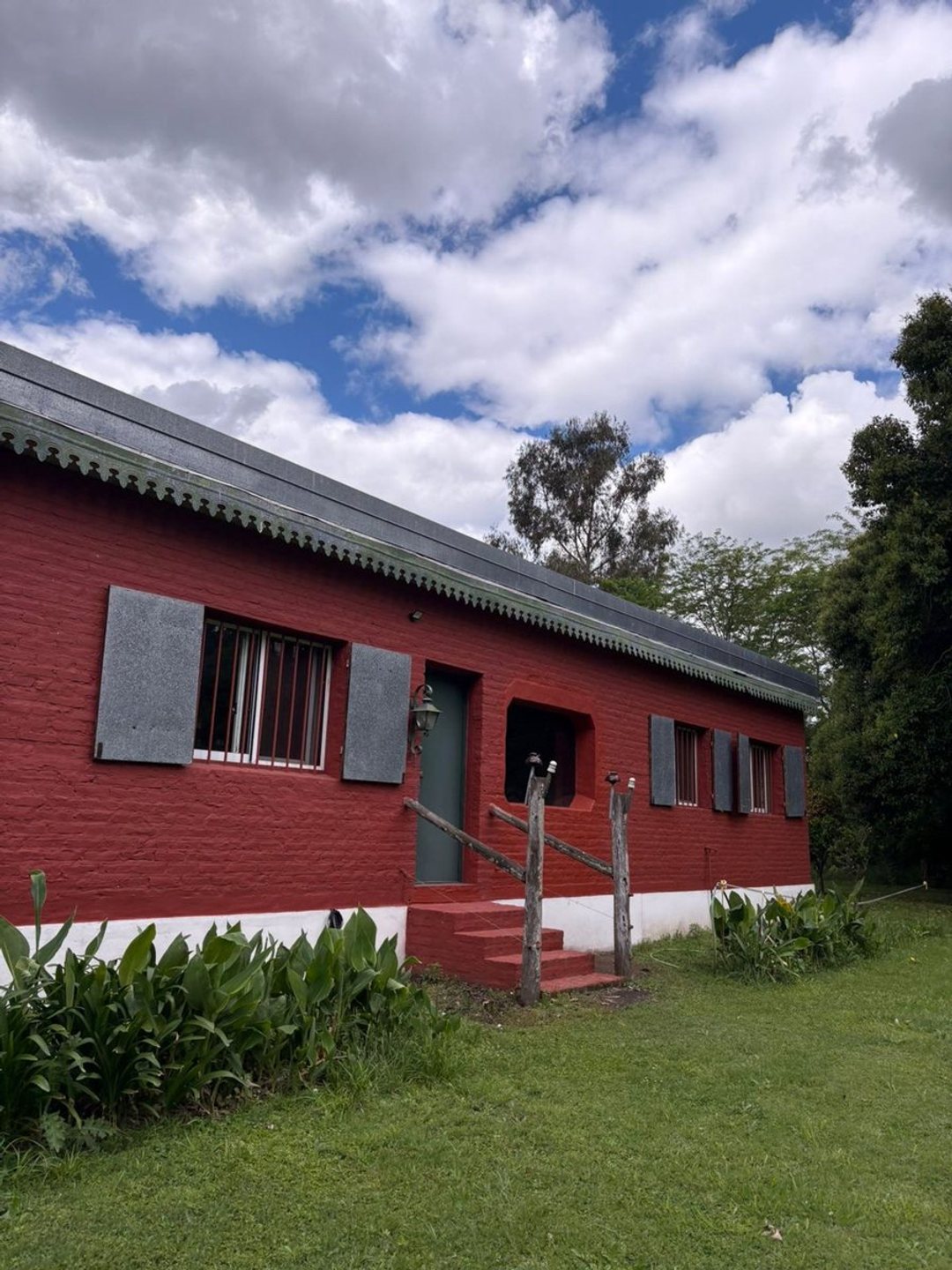 VENTA CASA SAN MIGUEL DEL MONTE 6 AMBIENTES