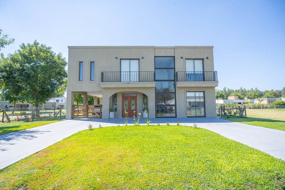 VENTA CASA BARRIO PRIVADO PRADOS DEL OESTE