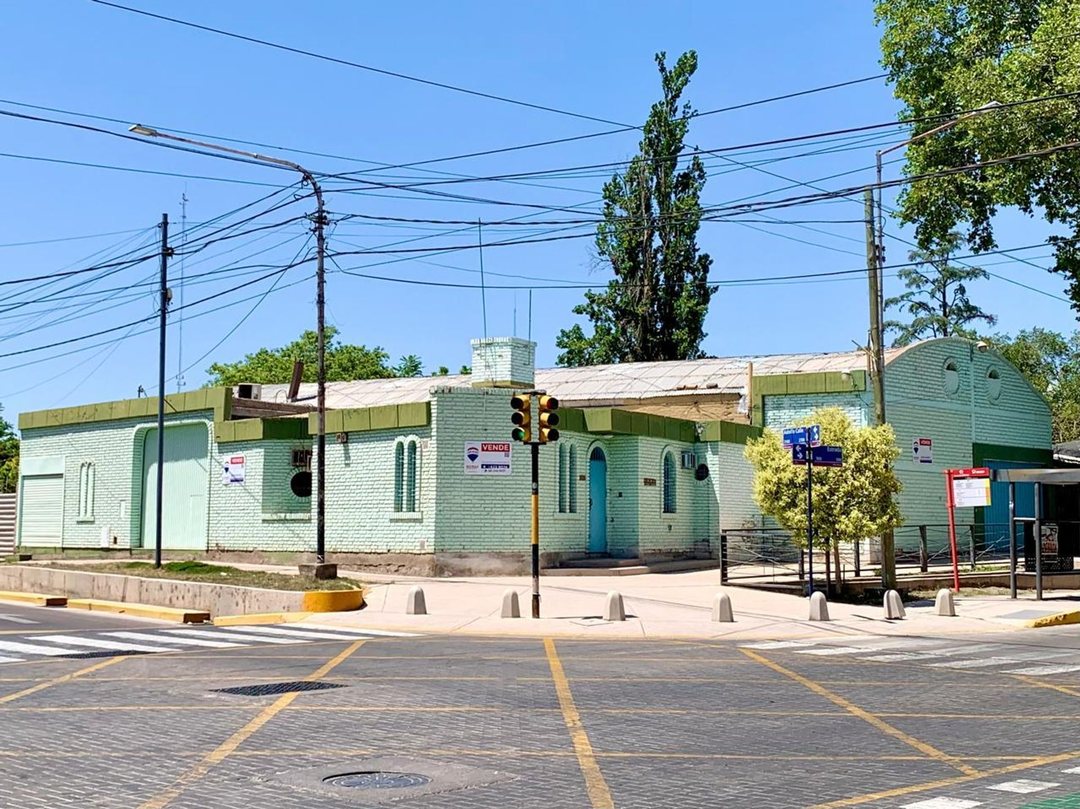 Galpon en venta Estrada y Adolfo Calle, Guaymallen