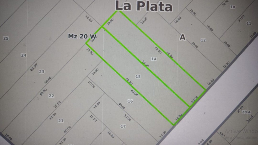 Lote en venta con casa a refaccionar Gonnet
